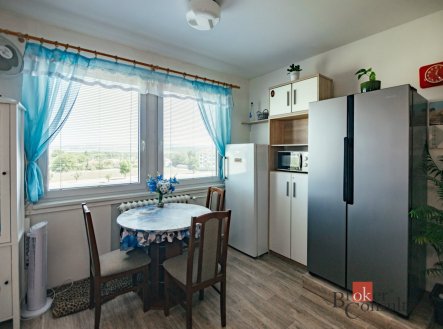 Prodej bytu, 2+1, 60 m²