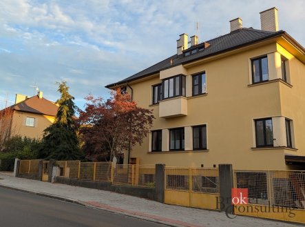 Pronájem bytu, 4+1, 110 m² obrázek