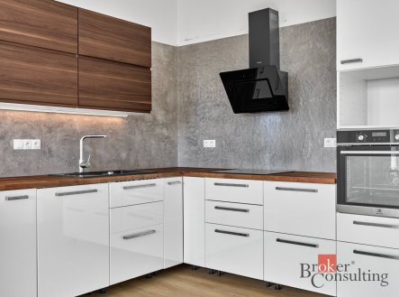Prodej bytu, 3+kk, 90 m²