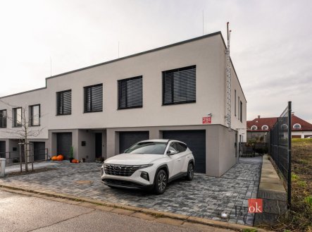 Pronájem bytu, 4+kk, 149,51 m²
