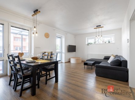 Prodej bytu, 4+kk, 97 m²