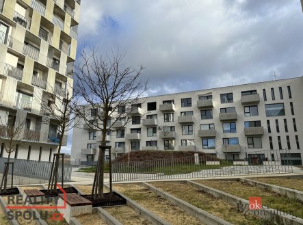 Pronájem bytu, 2+kk, 62 m²