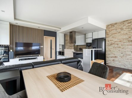 Pronájem bytu, 3+kk, 79 m²