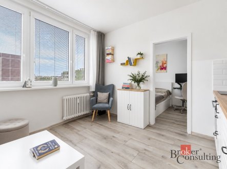 Pronájem bytu, 2+kk, 32 m²