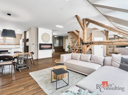 Pronájem bytu, 4+kk, 188 m²