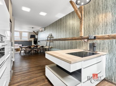 Pronájem bytu, 4+kk, 188 m²