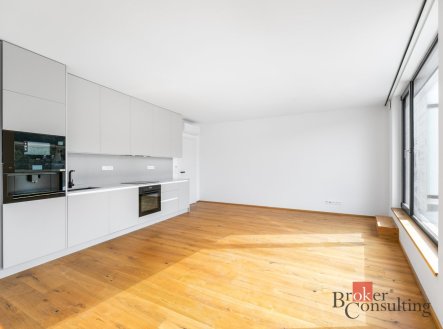 Pronájem bytu, 3+kk, 72,5 m²