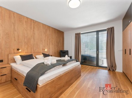 Prodej bytu, 3+kk, 97 m²