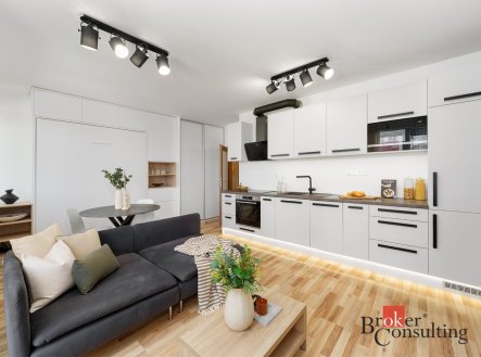 Pronájem bytu, 1+kk, 31,4 m²