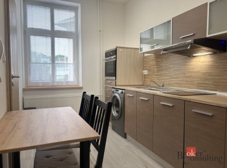 Pronájem bytu, 1+1, 37 m² obrázek