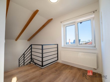 Pronájem bytu, 3+kk, 105 m²