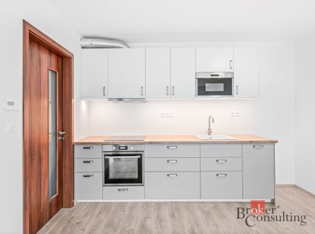 Pronájem bytu, 2+kk, 56 m²