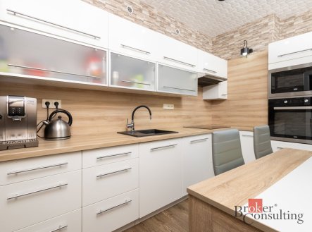 Pronájem bytu, 3+1, 62 m²