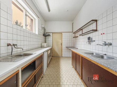 Pronájem komerčního objektu, jiný, 125 m²