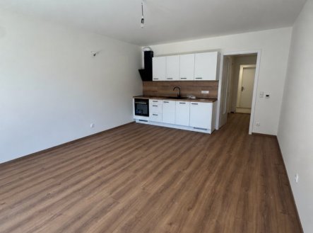 Pronájem bytu, 1+kk, 35 m²