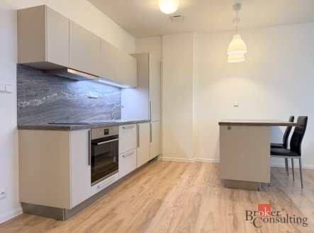 Pronájem bytu, 2+kk, 56 m²