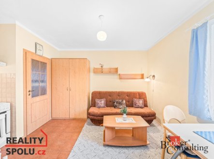 Pronájem bytu, 2+kk, 33 m²