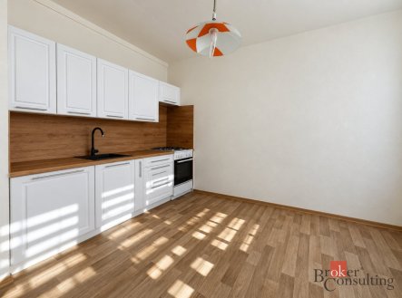 Pronájem bytu, 2+kk, 41 m² obrázek