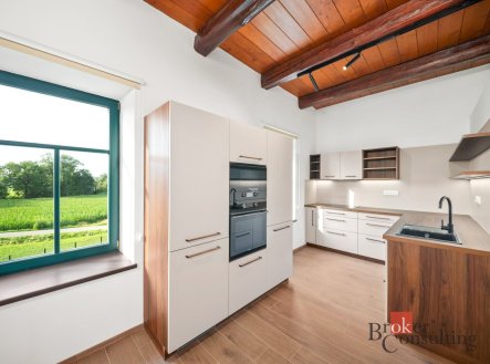 Pronájem bytu, 4+kk, 88 m² obrázek