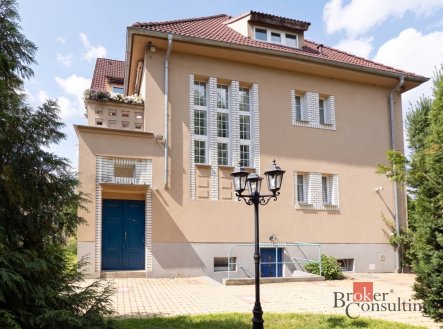 Prodej domu/vily, 331 m²