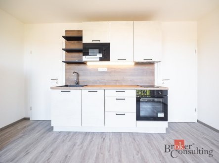 Pronájem bytu, 2+kk, 43 m²