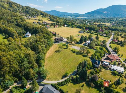 Prodej pozemku pro bydlení, 1 300 m²