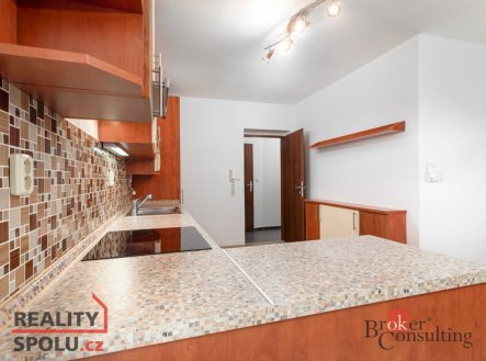 Pronájem bytu, 3+kk, 66 m²