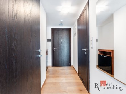 Pronájem bytu, 1+kk, 31 m²