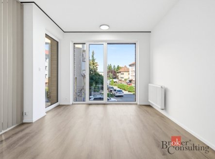 Pronájem bytu, 1+kk, 35 m²