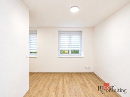 Pronájem bytu, 1+kk, 28,32 m²