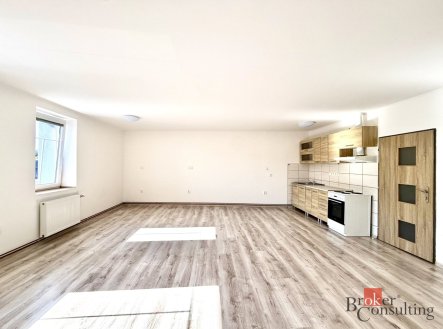 Pronájem bytu, 1+kk, 40 m²