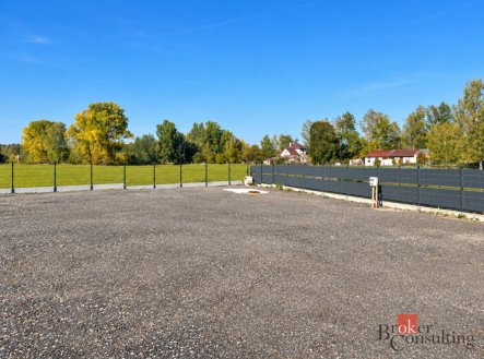 Pronájem pozemku pro komerční výstavbu, 900 m²