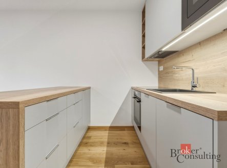 Pronájem bytu, 1+kk, 29 m²