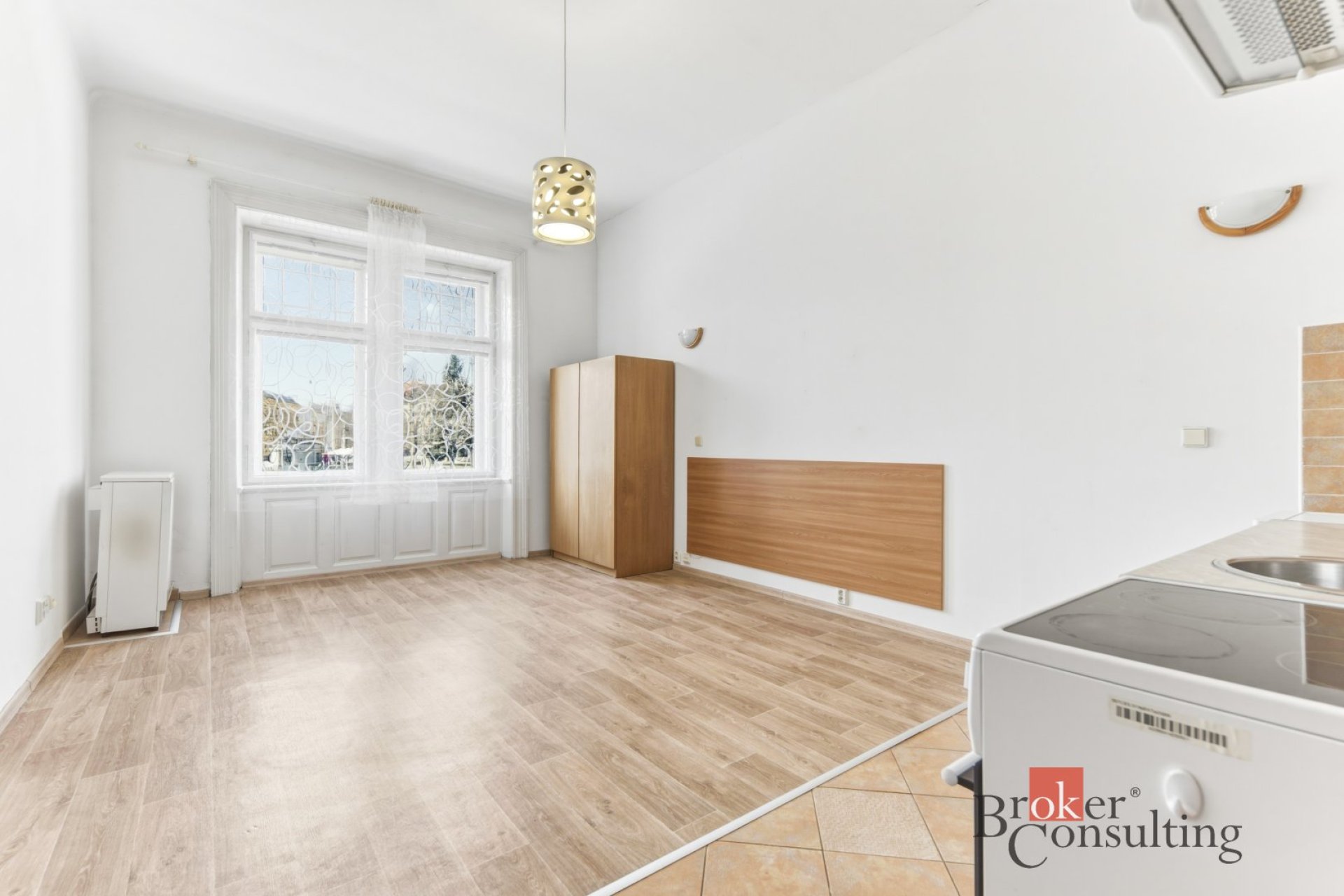 Pronájem, byty/1+kk, 35 m2, Eliščino nábřeží 310/21, 50003 Hradec Králové, Hradec Králové [ID 91342]