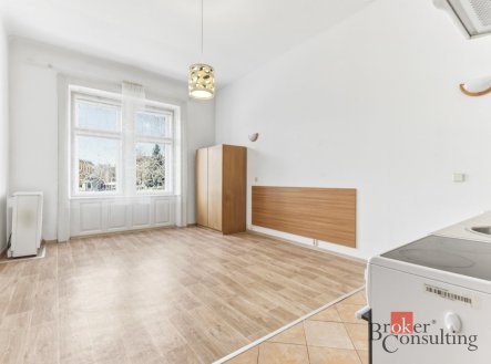 Pronájem bytu, 1+kk, 35 m²