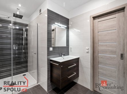 Pronájem bytu, 3+kk, 74 m²