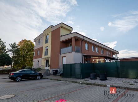 Pronájem bytu, 3+kk, 66 m²
