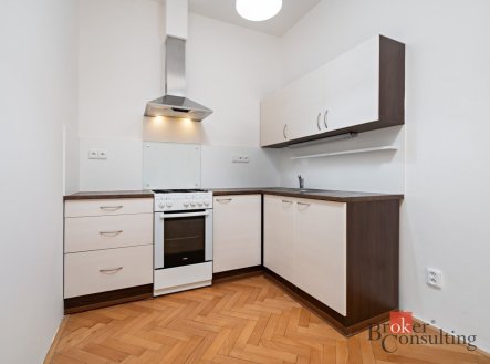 Pronájem bytu, 3+kk, 83 m²