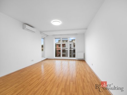 Pronájem bytu, 2+kk, 51 m²