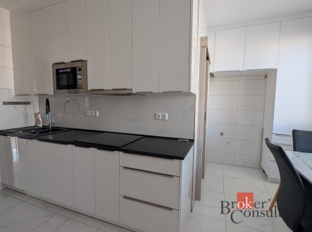 Pronájem bytu, 3+1, 71 m²