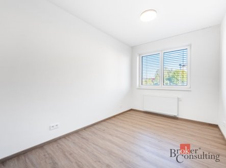 Pronájem bytu, 2+kk, 44 m²