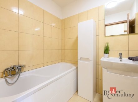 Pronájem bytu, 2+kk, 59 m²