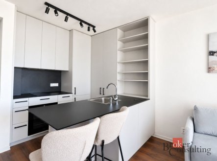 Pronájem bytu, 2+kk, 43 m²