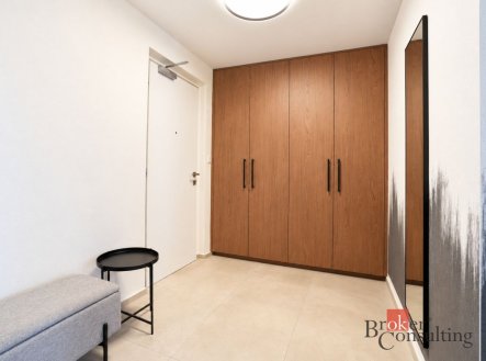 Pronájem bytu, 2+kk, 43 m²