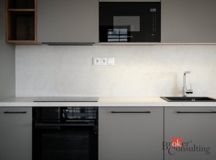 Pronájem bytu, 1+kk, 32 m²
