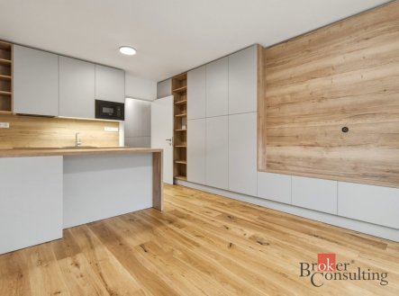 Pronájem bytu, 1+kk, 29 m²