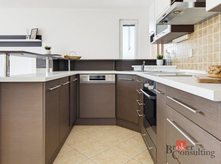 Pronájem bytu, 2+kk, 62 m²