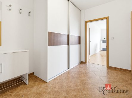 Pronájem bytu, 2+kk, 62 m²