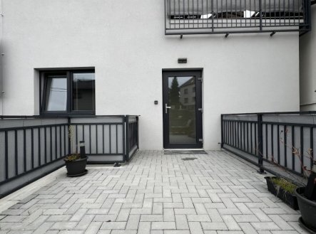 Pronájem bytu, 1+kk, 33 m²