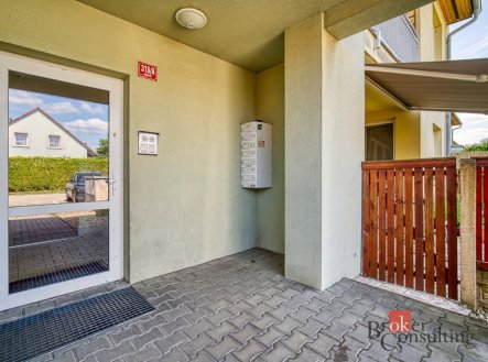 Pronájem bytu, 2+kk, 44 m²